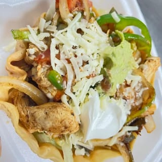 L18 Fajita Taco Salad
